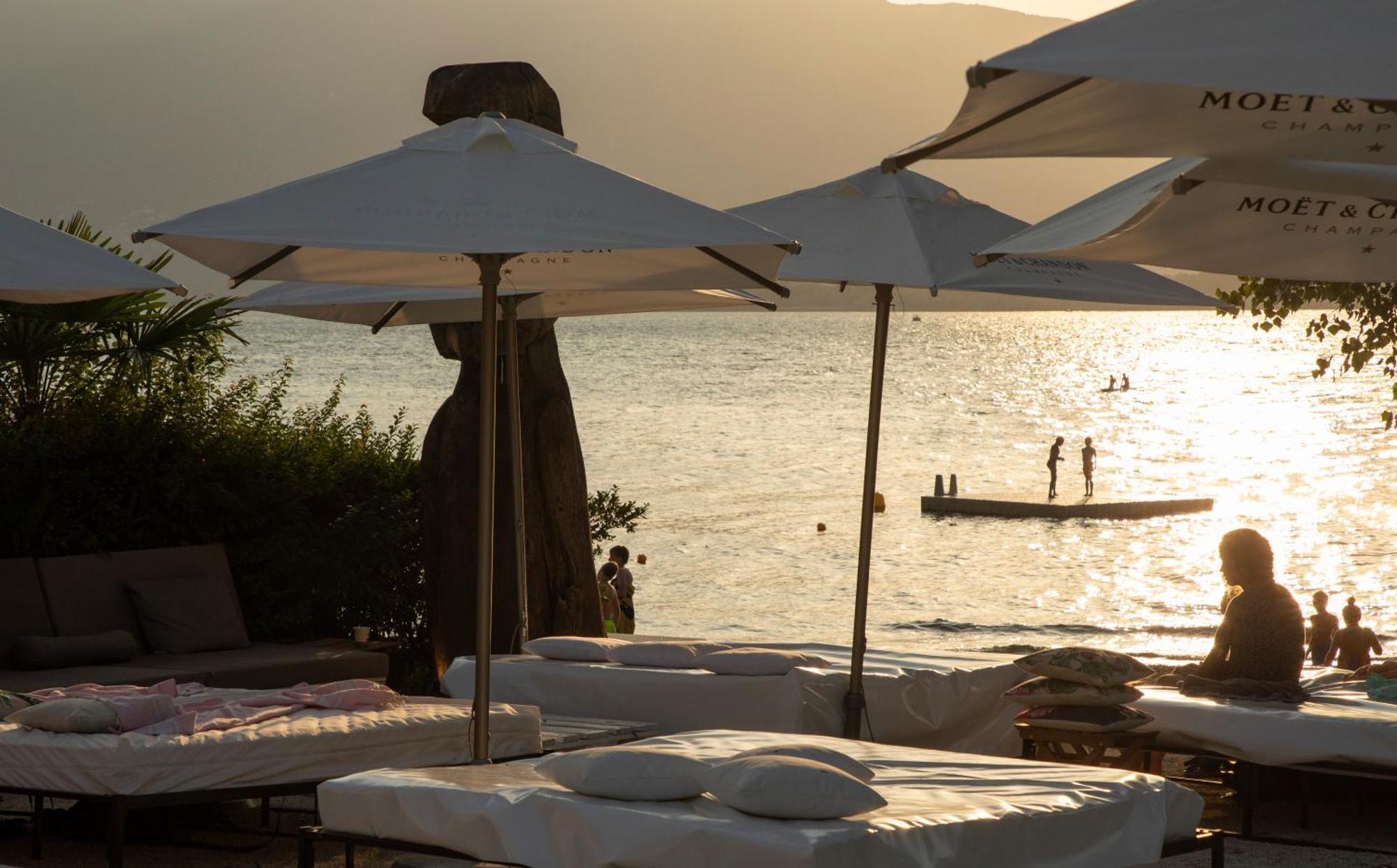 Riva Beach Club I Boutique Hotel I Restaurant Gambarogno Exterior photo